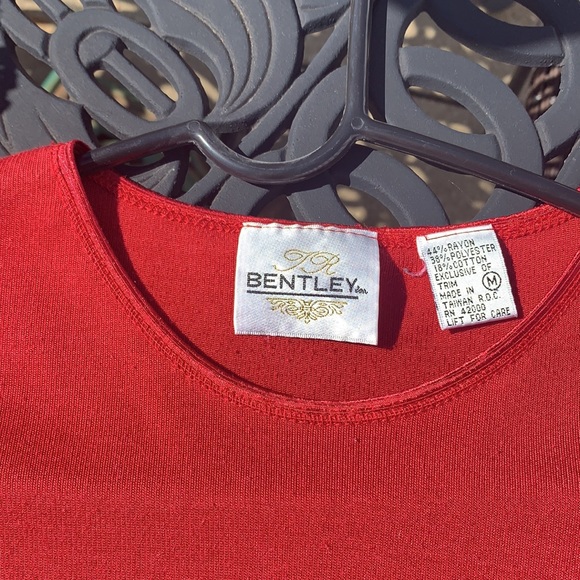 2 for $10 .. Red Red .. skirt and Tee - Picture 5 of 8